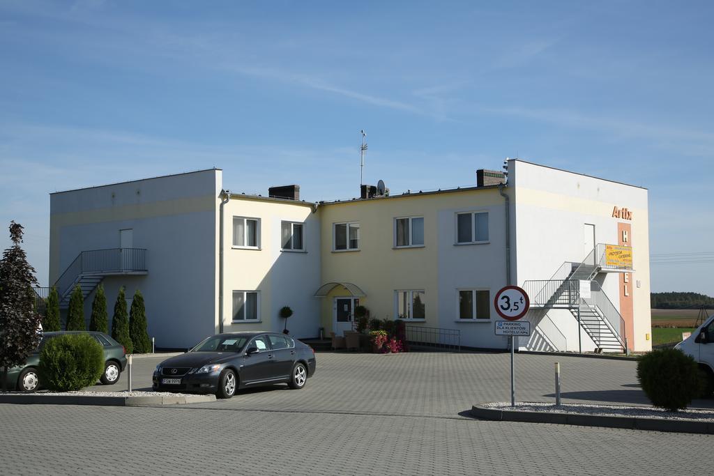 Hotel Artix Zbąszynek Exterior foto
